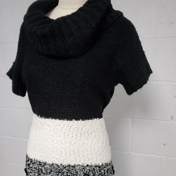 Knitt Sweaters dresses bundle size M - Picture 4 of 12